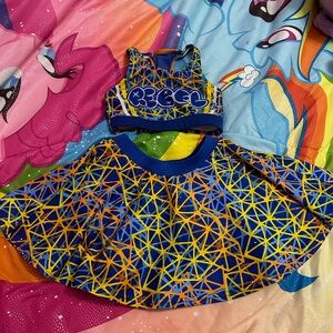 Youth Small Geometric Skirt and bra Set